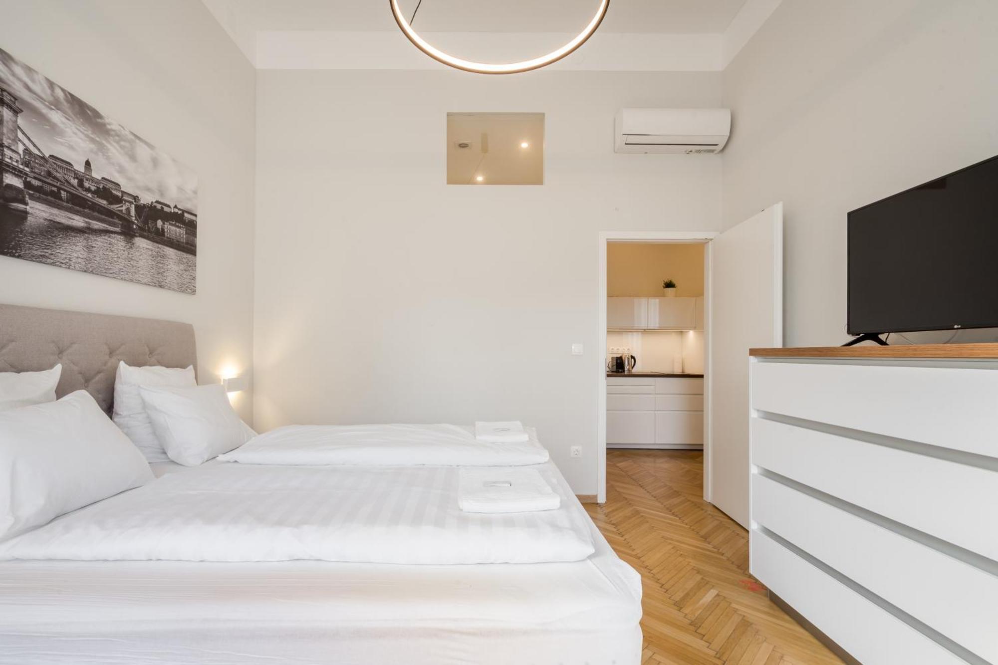 City Block Apartment Budapest