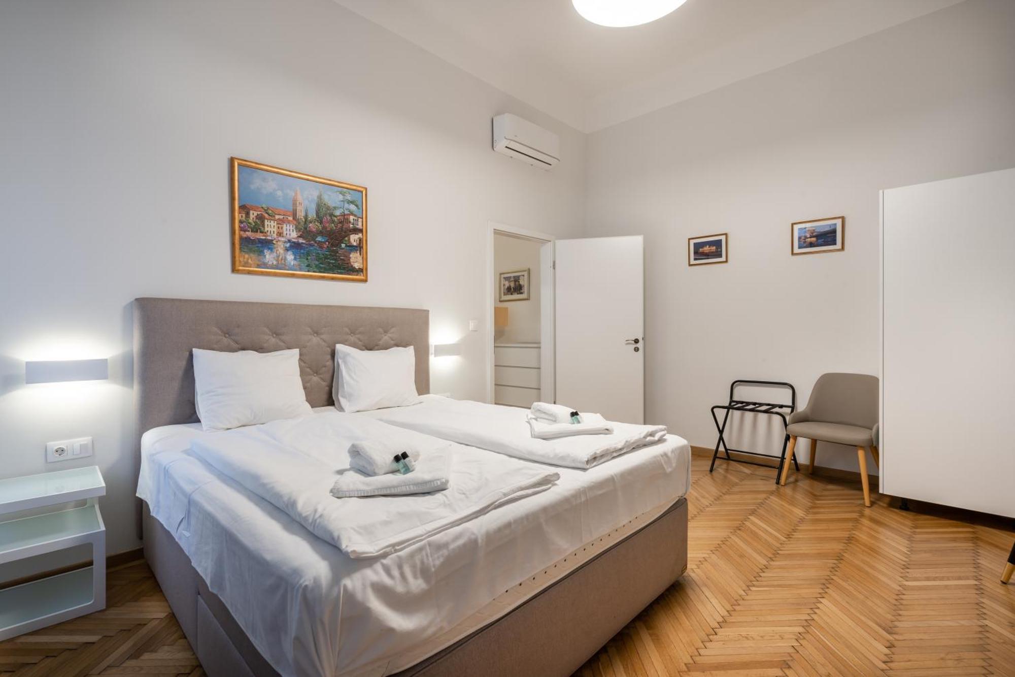 City Block Apartment Budapest