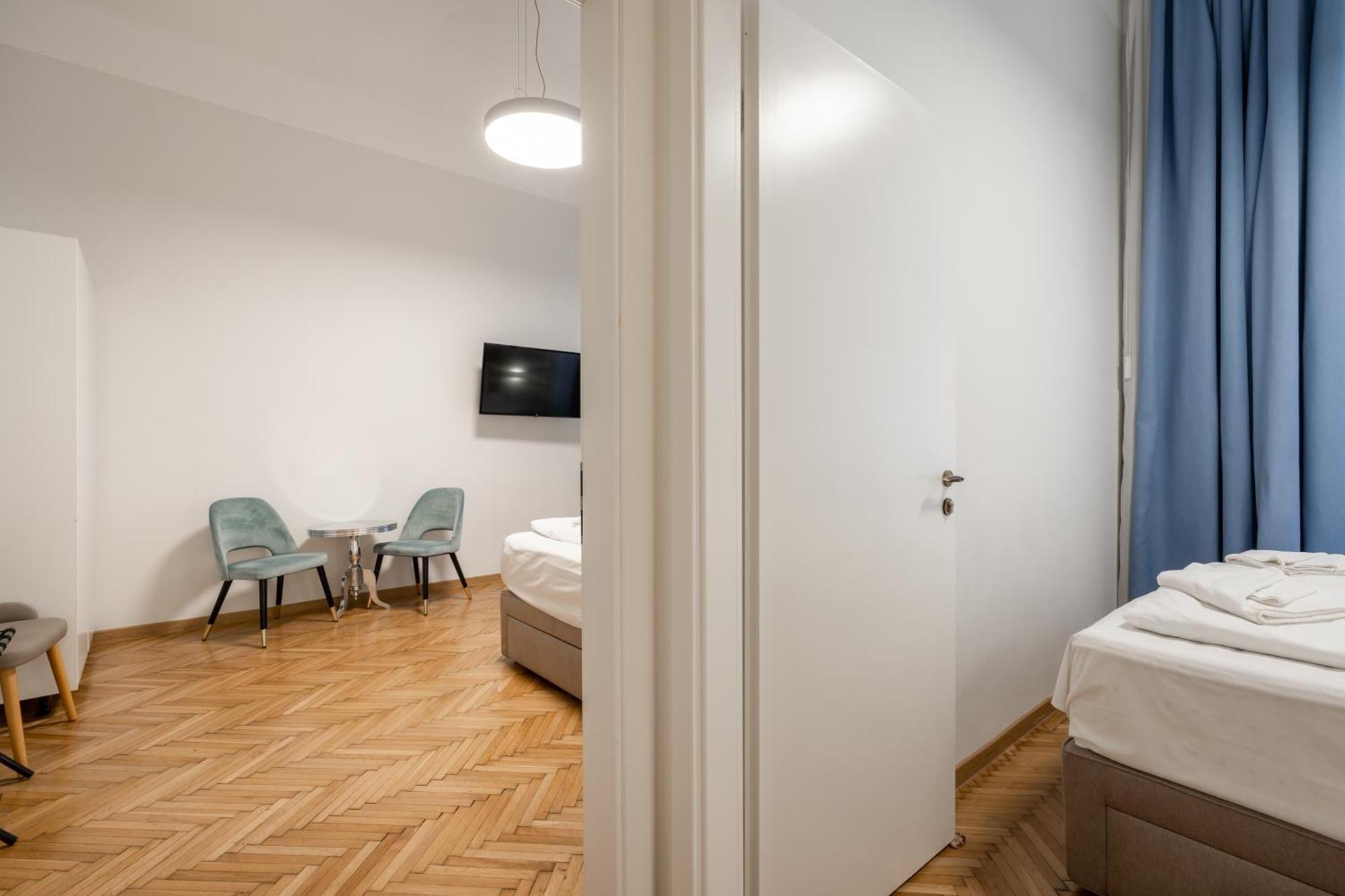 City Block Apartment