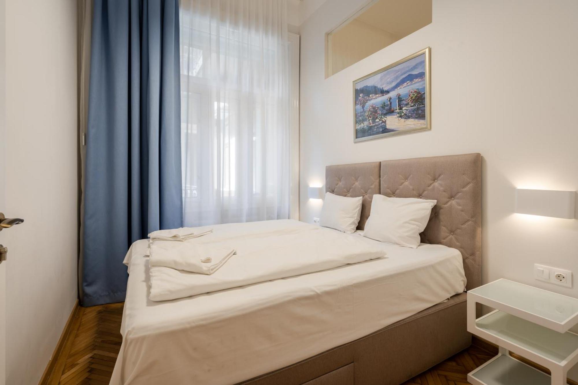 City Block Apartment Budapest